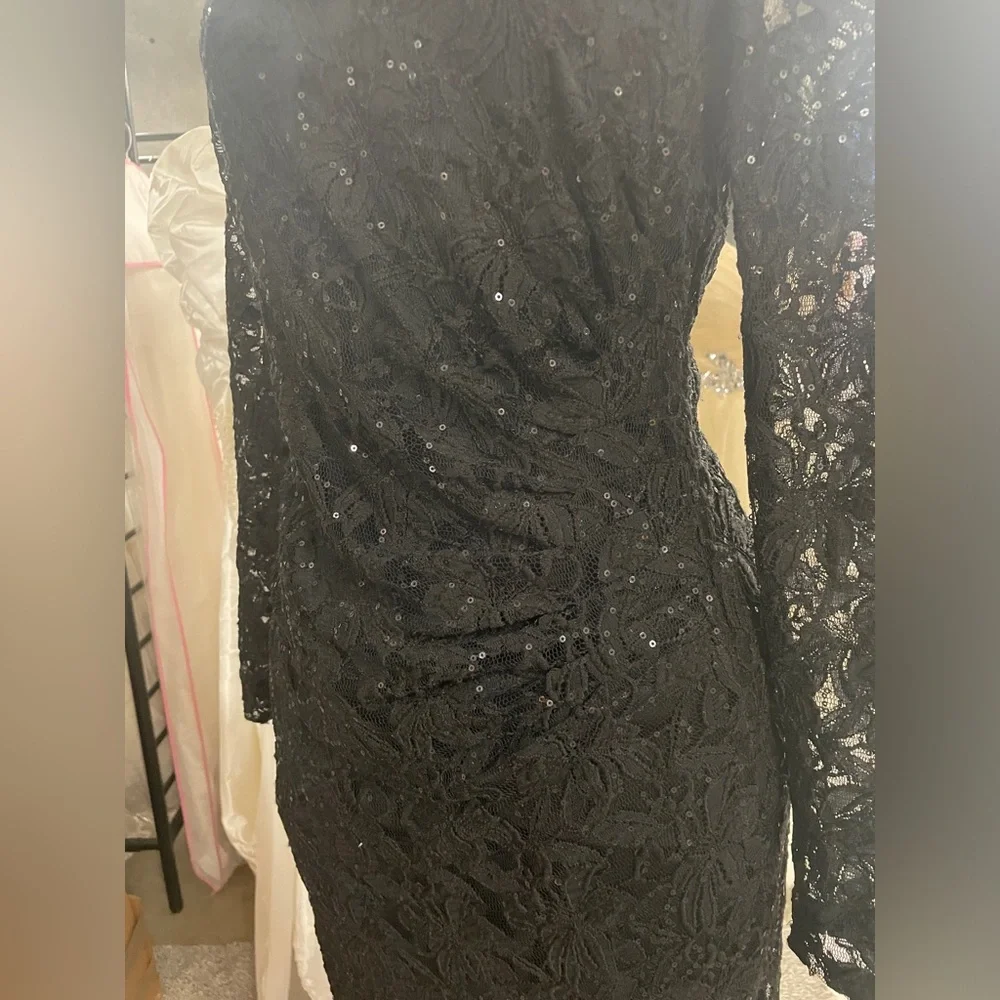 Decode Dress - Picture 2 of 7